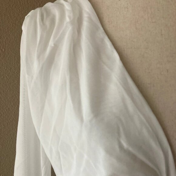 Mesh plunging neckline top - Picture 3 of 4